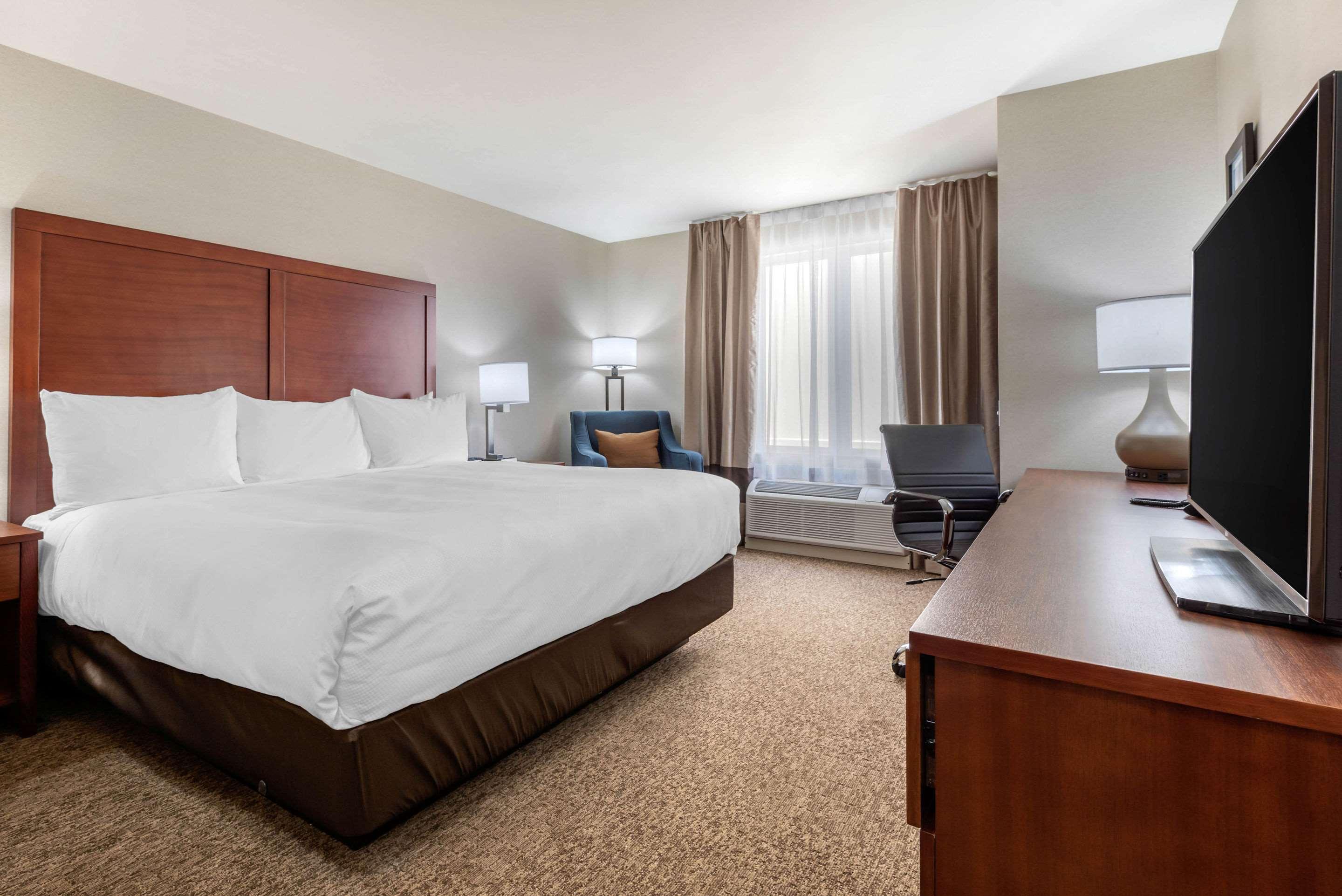 Hotel Comfort &