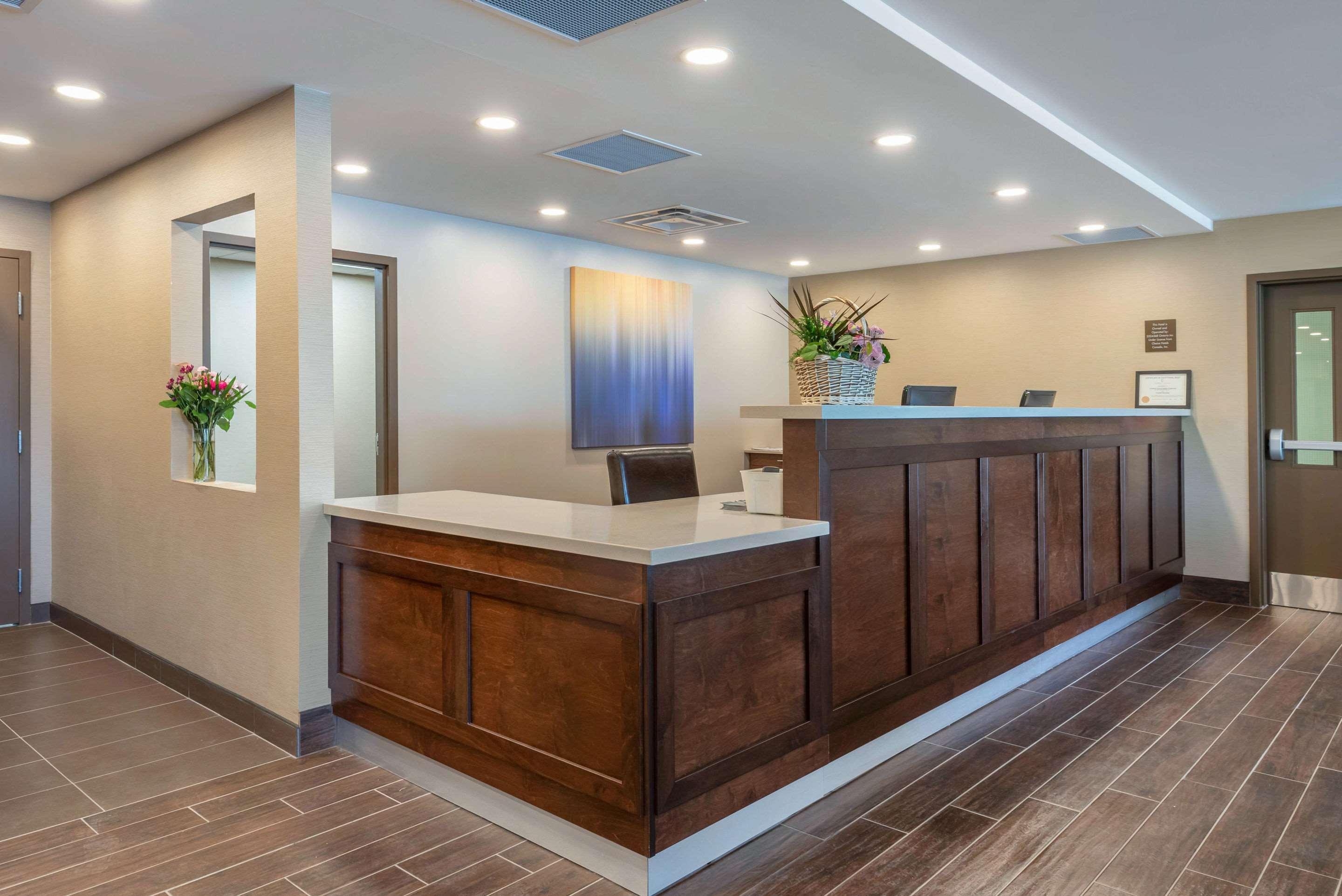 Comfort & 3* Greater Napanee